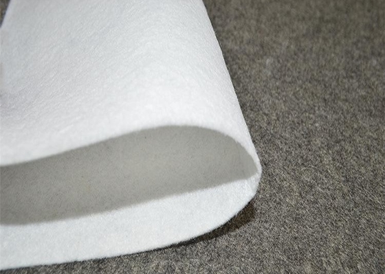 kopen Van de de Naaldstempel van de polyestervezel Witte Niet-geweven Gevoelde Stof Aangepaste Dikte 10320cm Breedte online manufacture