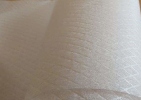 kopen Gespecialiseerd in het produceren van lucht door niet-geweven stof voor gezichtsmaskers online manufacture