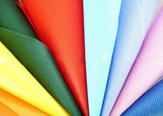 kopen De hittebestendige Niet-geweven Stof van Spunbond van het Polyester100% HUISDIER voor het winkelen zakken online manufacture