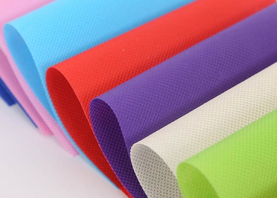 kopen De Niet-geweven Stof van Spunbond van het polyester100% HUISDIER voor Decoratielandbouw online manufacture