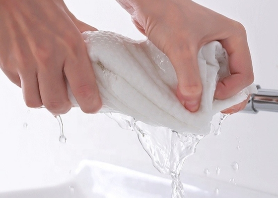 kopen De Niet-geweven Stof 170gsm van Spunlace van de polyesterviscose voor Natte Servetten online manufacture
